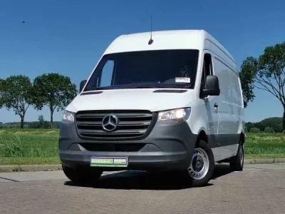 Mercedes-Benz Sprinter 211 CDI L2H2 Mbux!