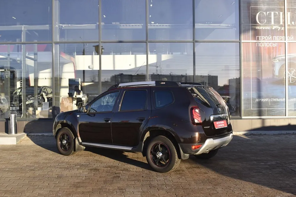 Renault Duster Image 1