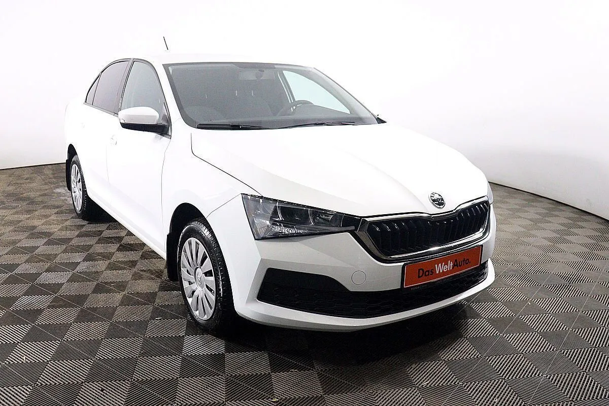 Skoda Rapid Image 3